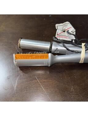 Instyler Rotating Hair Brush IS1001 Hot Curling Iron 1 1/4" Spinning 1.25 Barrel